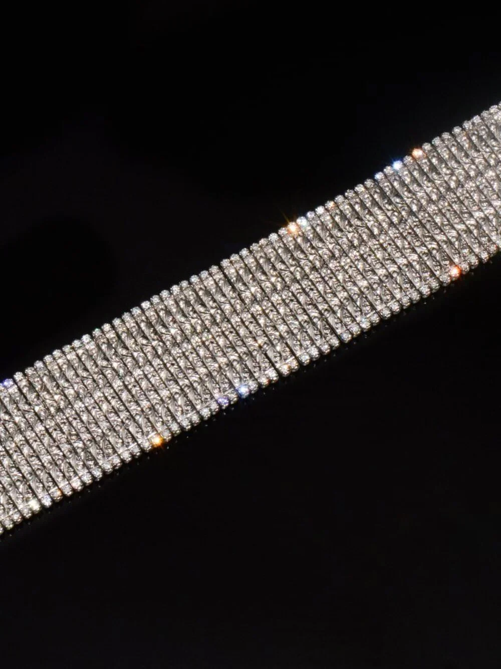 Rare Roberto Coin Natural 3.20CT Diamond Floral Scroll Work 18K Gold Bracelet